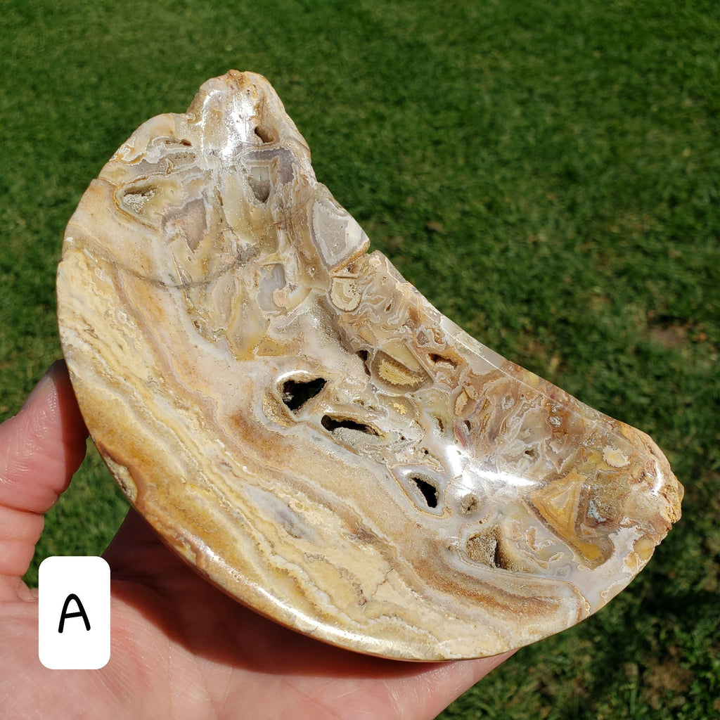 Yellow Lace Agate Crescent Moon Tray - Strength, Courage, Emotional Stability - Crystal Moon Trinket Dish Healing Gemstone