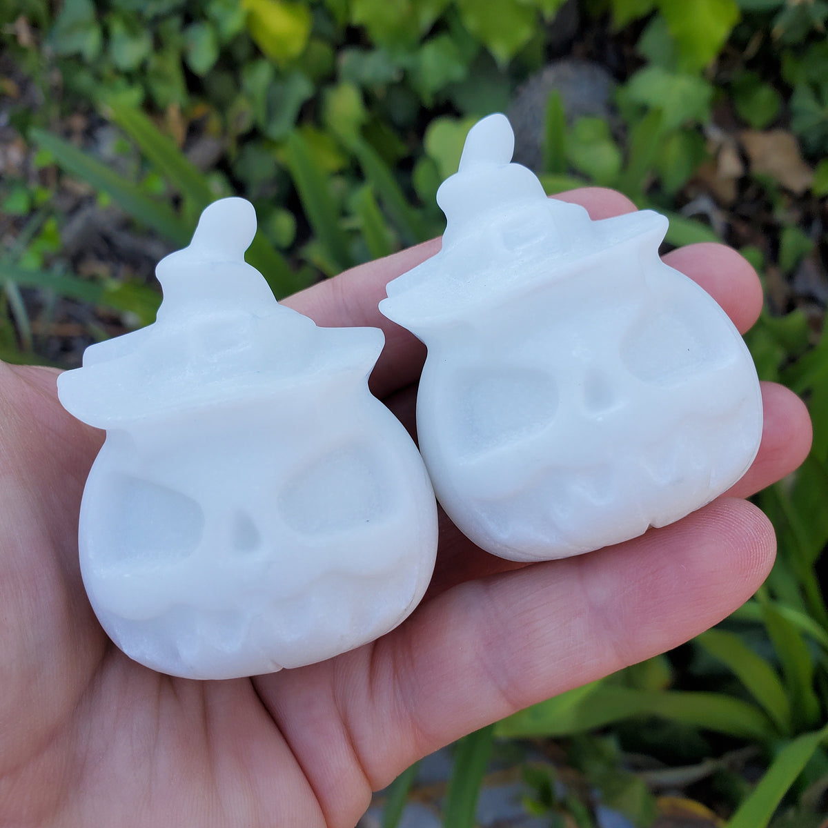 White Jade Pumpkin with Witch Hat - Peaceful, Calm, Love Energy - 2.25" White Jack O Lantern Carving Healing Gemstones Halloween