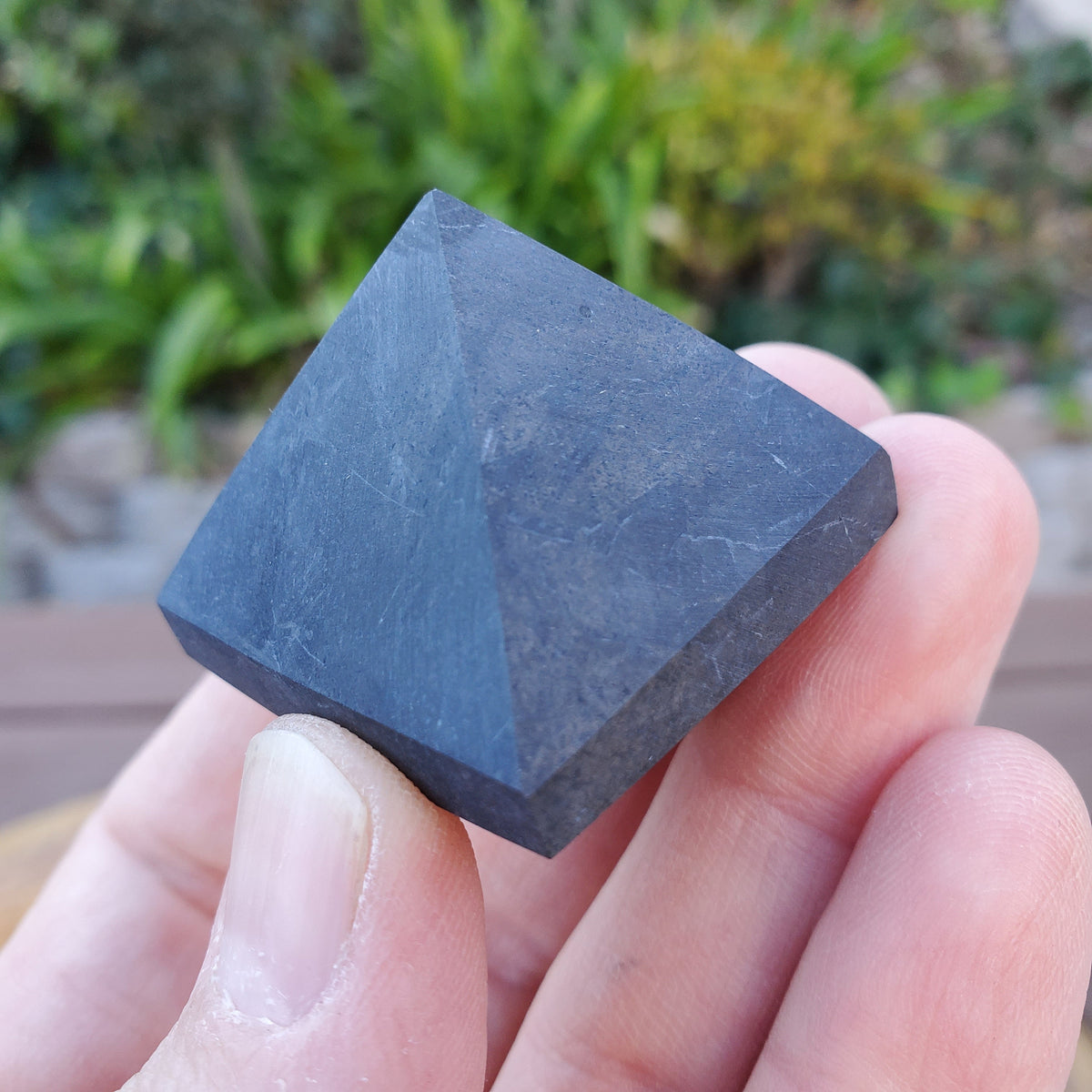 Shungite Pyramid - EMF Protection, De-Stress, Improves Sleep, Grounding - Pyramid Crystal Stone Healing Gemstones