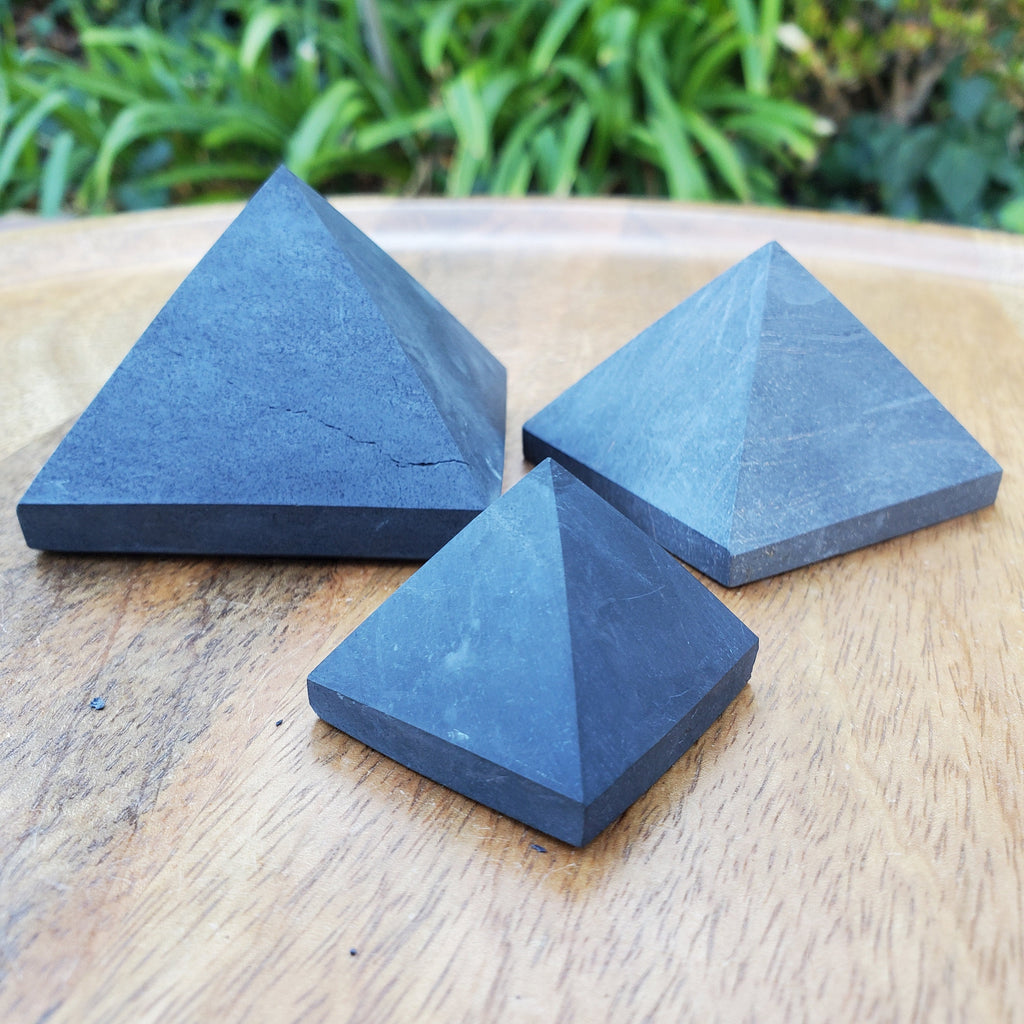 Shungite Pyramid - EMF Protection, De-Stress, Improves Sleep, Grounding - Pyramid Crystal Stone Healing Gemstones