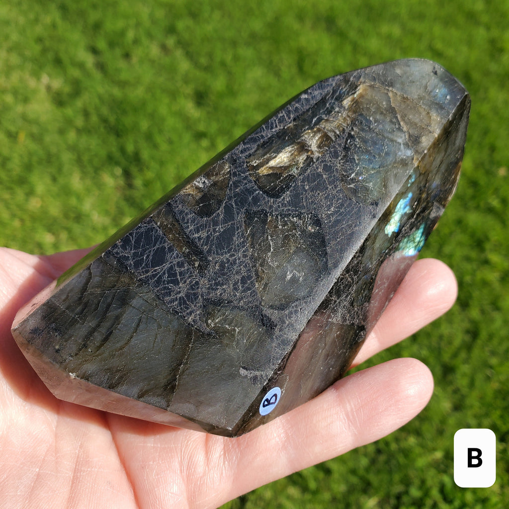 Flashy Labradorite Freeform - Awareness, Connection, Intuition, Psychic Abilities - Crystal Labradorite Free Form Healing Crystal Gemstone