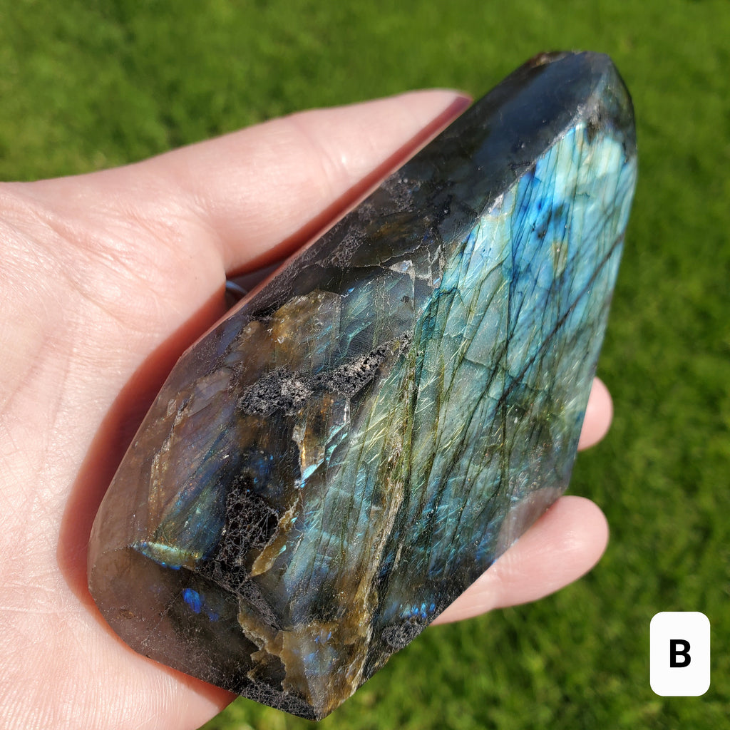 Flashy Labradorite Freeform - Awareness, Connection, Intuition, Psychic Abilities - Crystal Labradorite Free Form Healing Crystal Gemstone