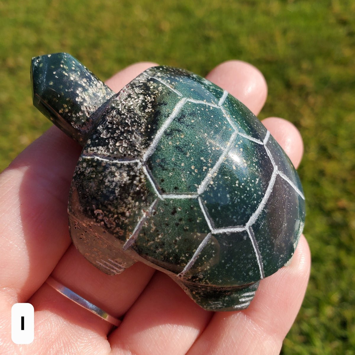 Grape Agate Turtle - Self Confidence. Psychic Protection, Dreams, Intuition - Purple and Green Turtle Carving Crystal Healing Gemstones
