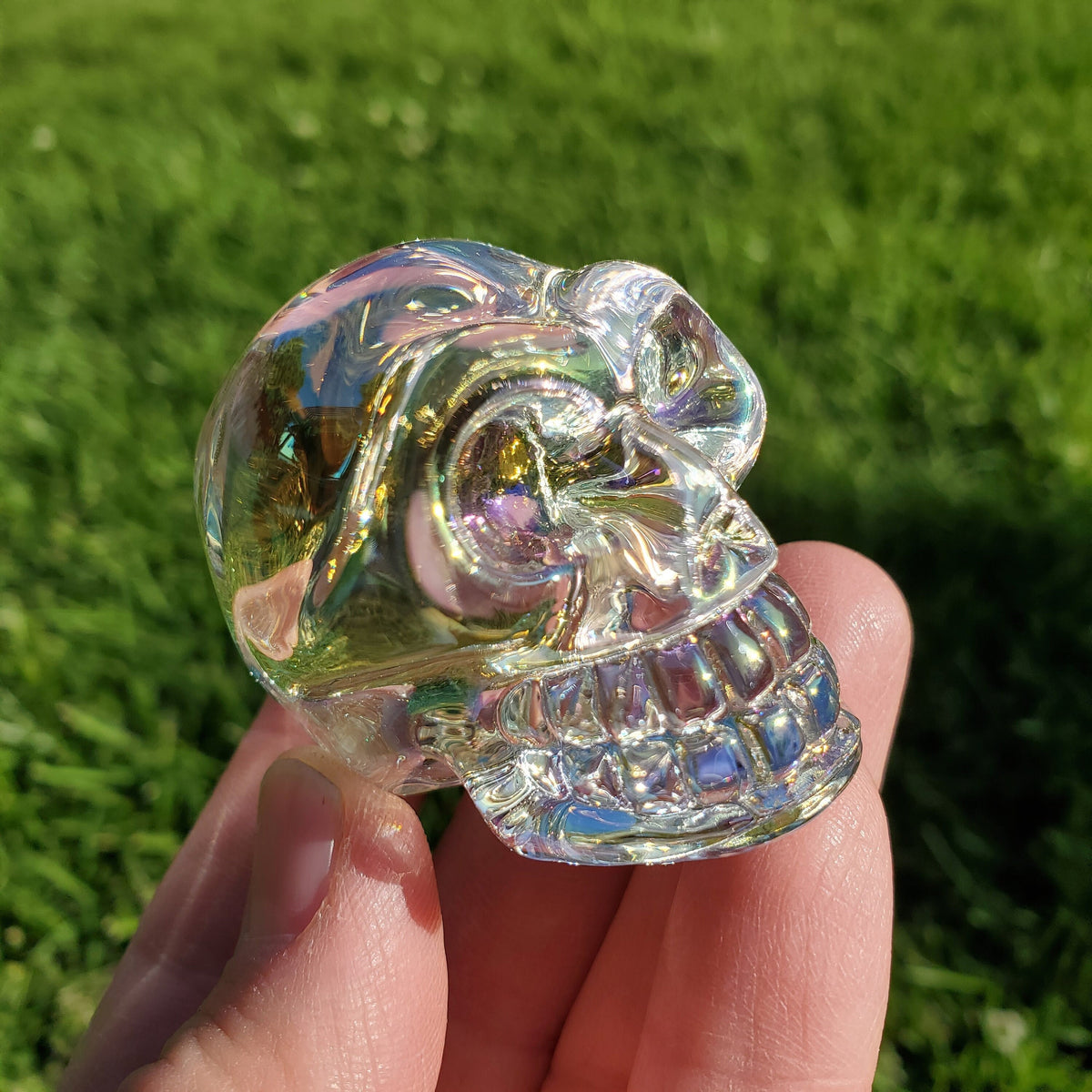 Aura Glass Skull - Helps Release Anger and Negativity - 1.7" Crystal Skull 3D Carving Halloween Spooky Scary Skeleton Decor