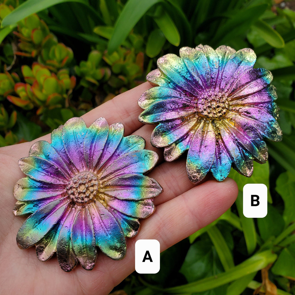 Bismuth Daisy Flower - Togetherness, Helps Bond Relationships, Strengthens Visualizations - Carved Flower Healing Gemstone