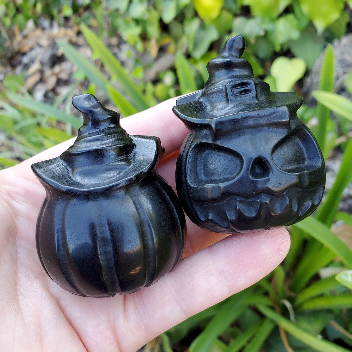 Obsidian Pumpkin with Witch Hat - Self Reflection, Release Negative Energies - Obsidian Jack O Lantern Crystal Gemstones Halloween Decor