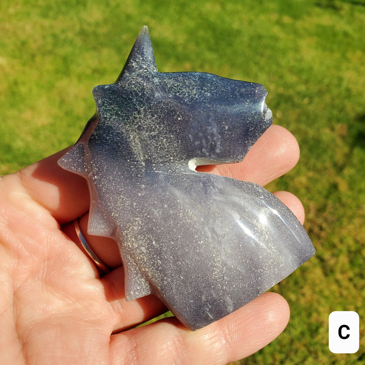 Grape Agate Unicorn - Psychic Protection, Dreams, Intuition - Purple Unicorn Crystal Healing Gemstone