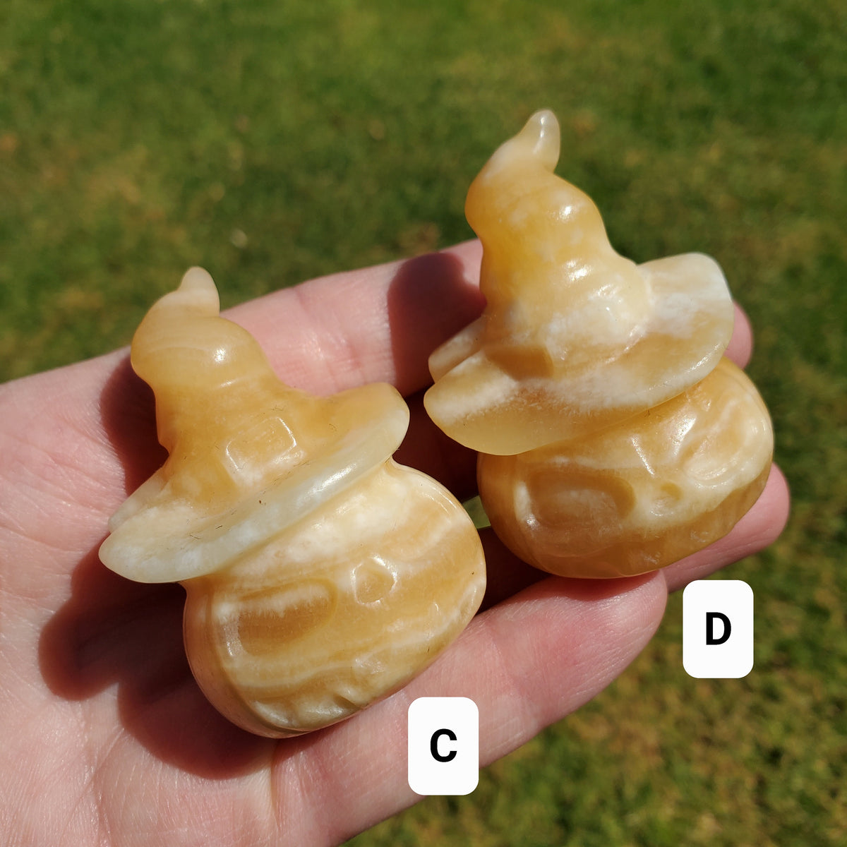 Orange Calcite Pumpkin with Witch Hat - Confidence, Self-Esteem, Creative & Sexual Energy - Calcite Crystal Pumpkin Halloween Gemstone