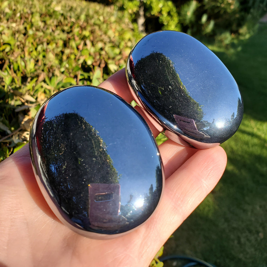 Terahertz Palmstone - Creativity, Helps Clear Your Mind, Energizes Inner Body, Promotes Bloodflow - Silver Crystal Palm Healing Gemstones