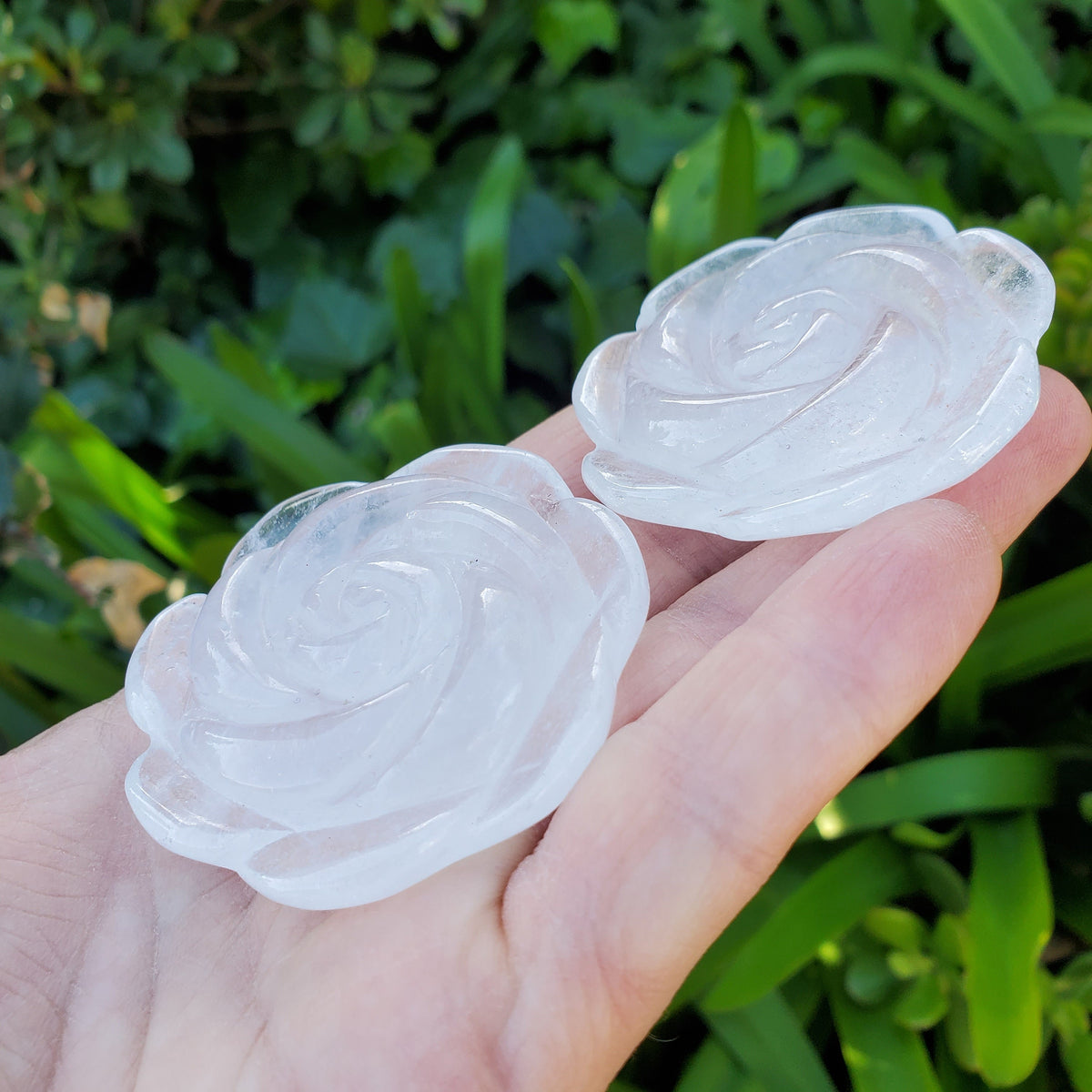 Quartz Flower Carving - Counteracts the Negative, Energizes Positive Energy - Clear Quartz Rose Carving Crystal Flower Healing Stone