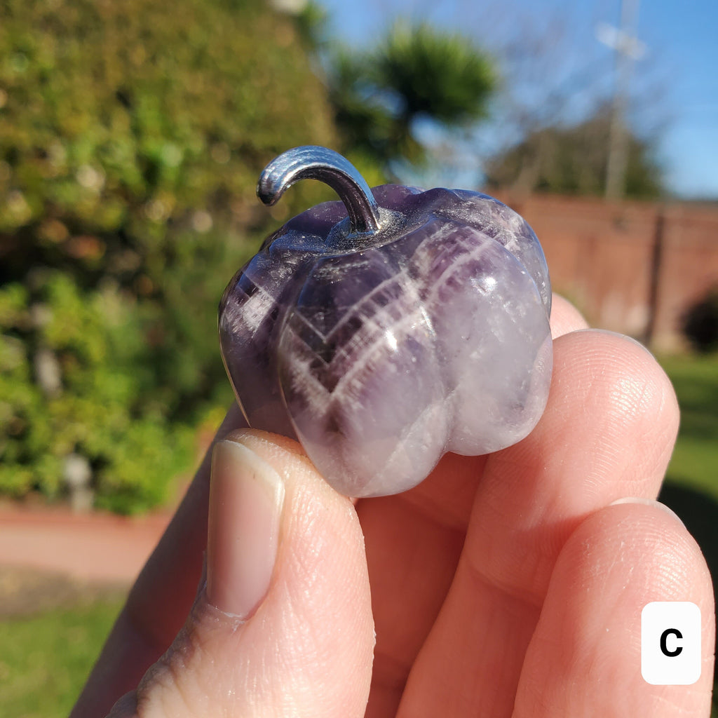 Small Dream Amethyst Pumpkin - Calming, Protection, Positivity - Purple Amethyst Crystal Pumpkin Healing Gemstones