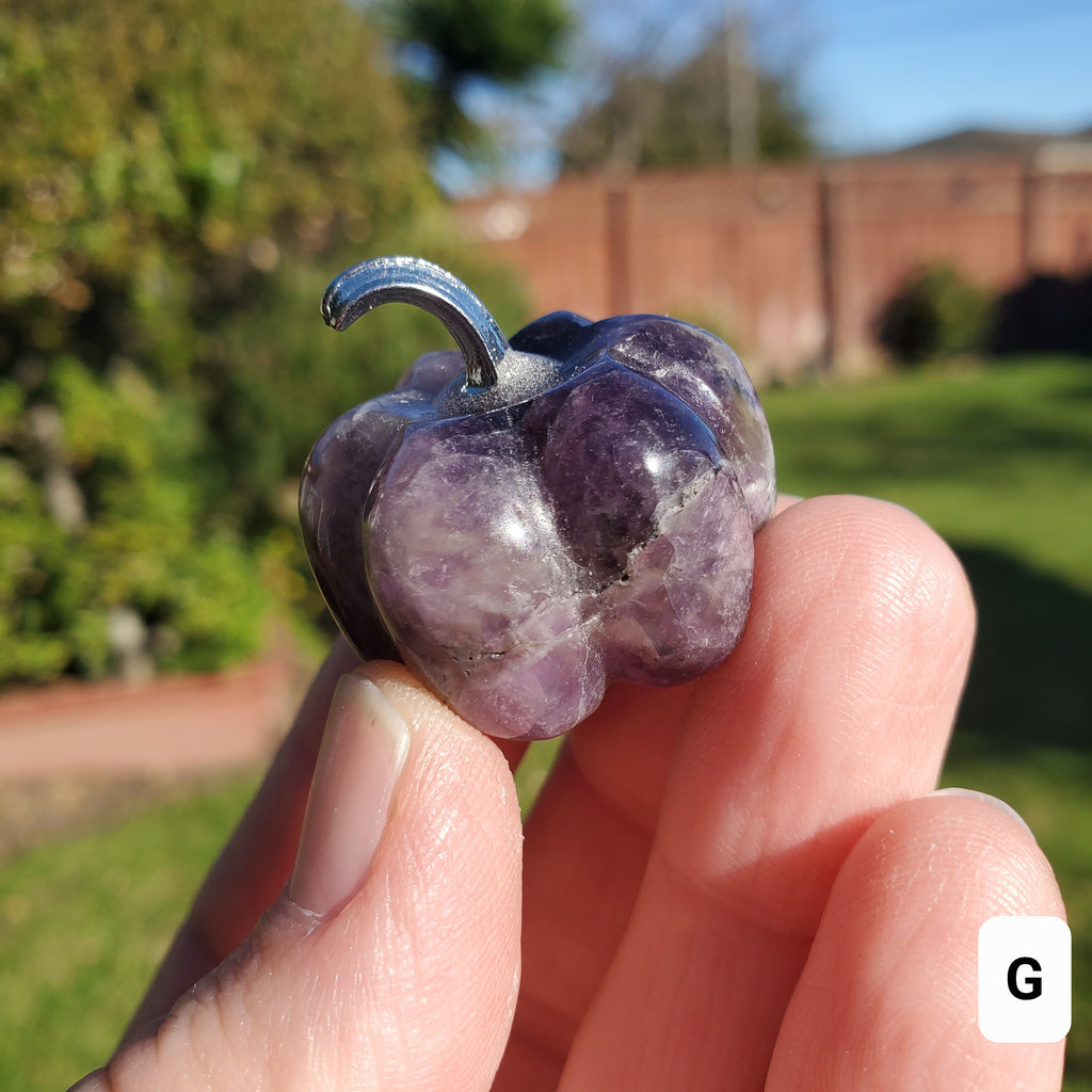 Small Dream Amethyst Pumpkin - Calming, Protection, Positivity - Purple Amethyst Crystal Pumpkin Healing Gemstones