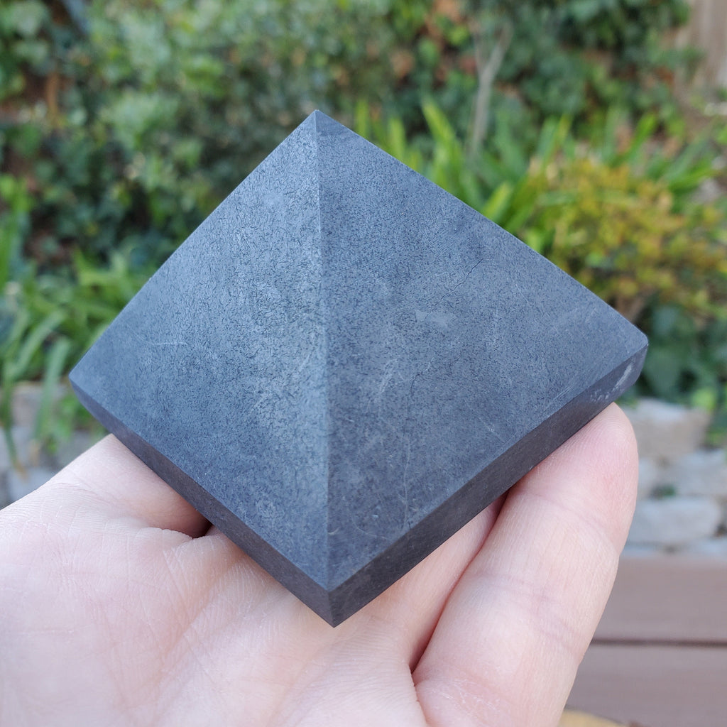 Shungite Pyramid - EMF Protection, De-Stress, Improves Sleep, Grounding - Pyramid Crystal Stone Healing Gemstones