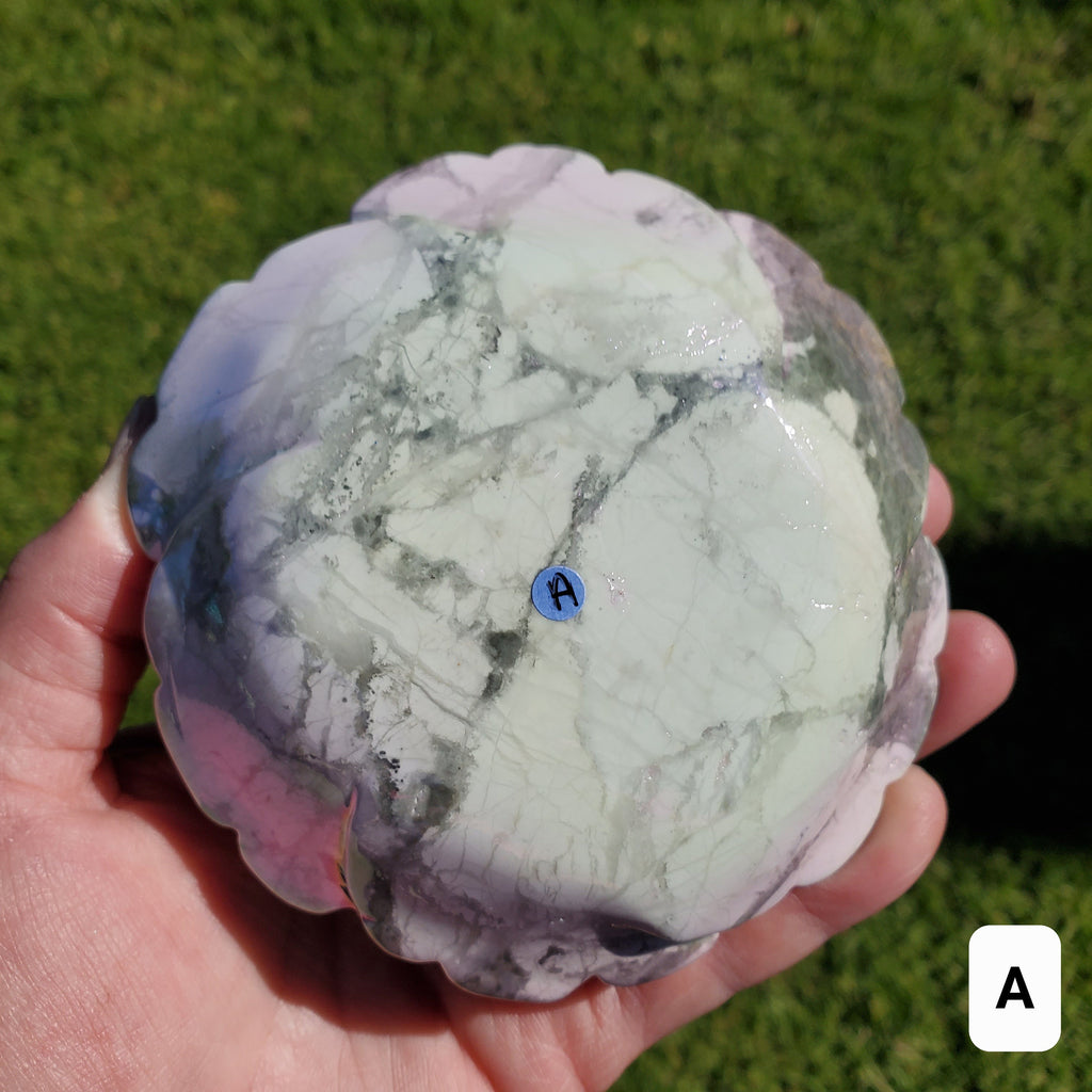 Big Aura Howlite Flower - Calm, Confidence, Emotional Healing, Grounding - Howlite Crystal Flower Healing Gemstone