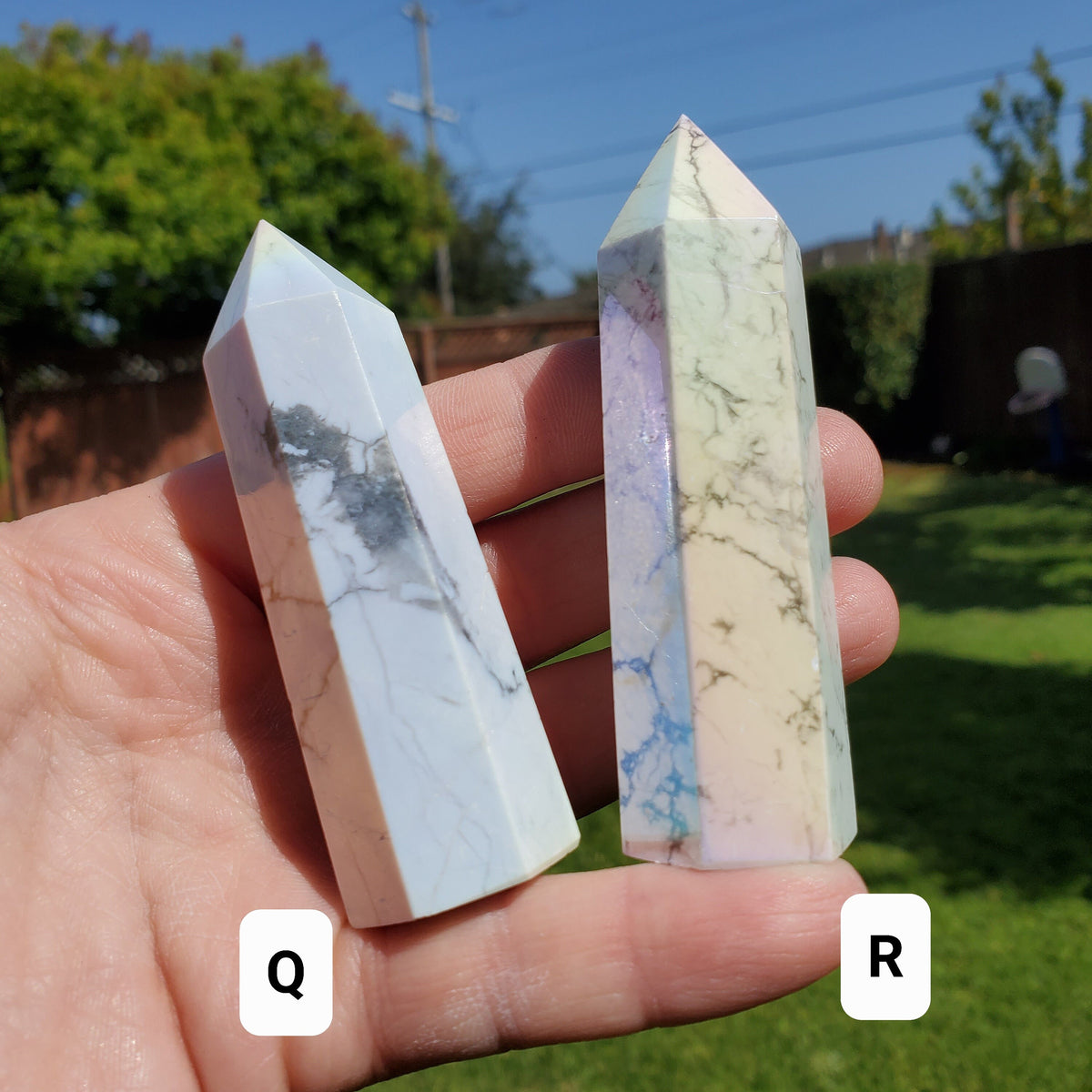 Aura Howlite Tower - Calm, Confidence, Emotional Healing, Strength - Howlite Crystal Point Healing Gemstones