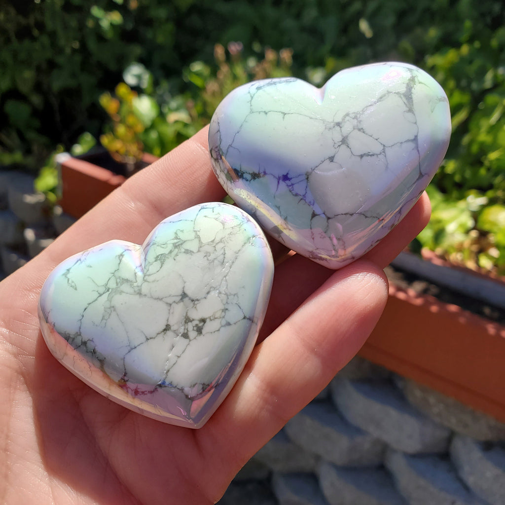Aura Howlite Heart - Calm, Confidence, Emotional Healing - Howlite Crystal Heart Healing Crystals Gemstones
