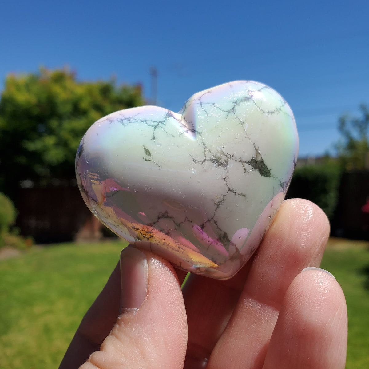 Aura Howlite Heart - Calm, Confidence, Emotional Healing - Howlite Crystal Heart Healing Crystals Gemstones