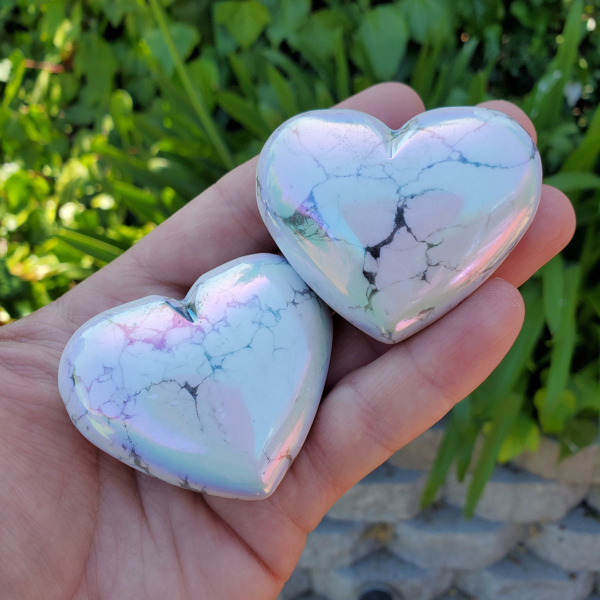 Aura Howlite Heart - Calm, Confidence, Emotional Healing - Howlite Crystal Heart Healing Crystals Gemstones
