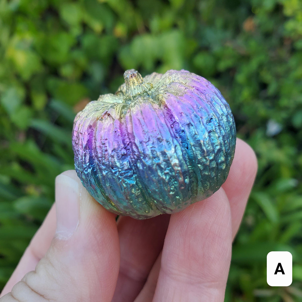 Cute Bismuth Pumpkin - Helps Bond Relationships, Strengthens Visualizations - Pumpkin Carving Healing Gemstones For Halloween Decor