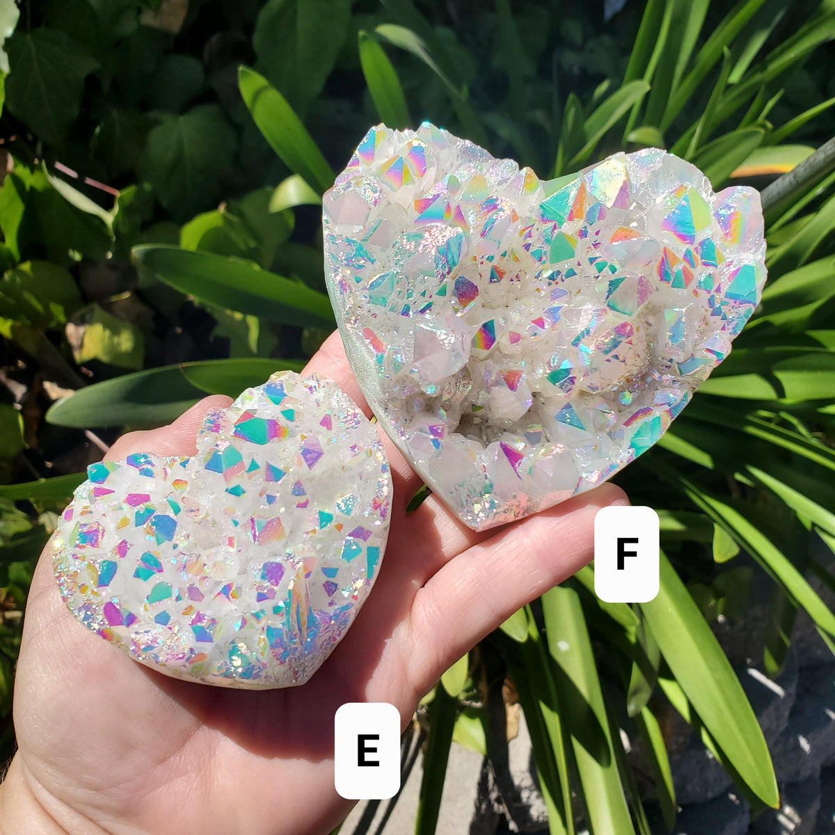 Flashy Aura Quartz Heart Cluster - Counteracts Negative, Energizes Positive Energy - Rainbow Cluster Heart Healing Stone Crystals Gemstones