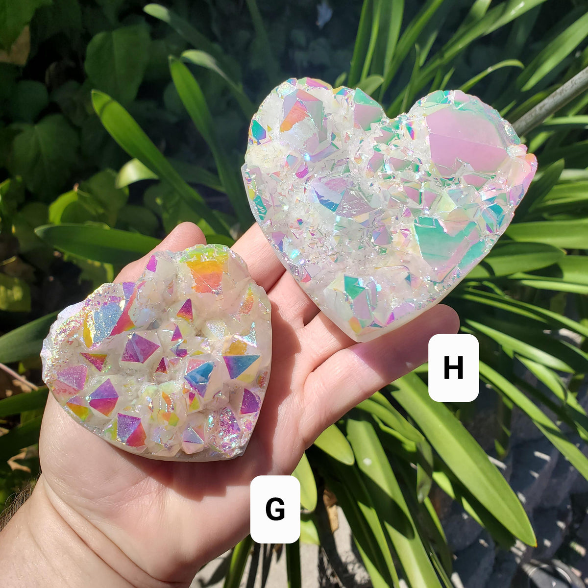 Flashy Aura Quartz Heart Cluster - Counteracts Negative, Energizes Positive Energy - Rainbow Cluster Heart Healing Stone Crystals Gemstones