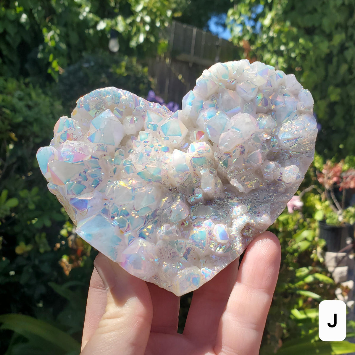 Flashy Aura Quartz Heart Cluster - Counteracts Negative, Energizes Positive Energy - Rainbow Cluster Heart Healing Stone Crystals Gemstones