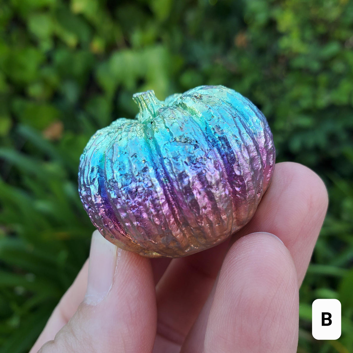 Cute Bismuth Pumpkin - Helps Bond Relationships, Strengthens Visualizations - Pumpkin Carving Healing Gemstones For Halloween Decor