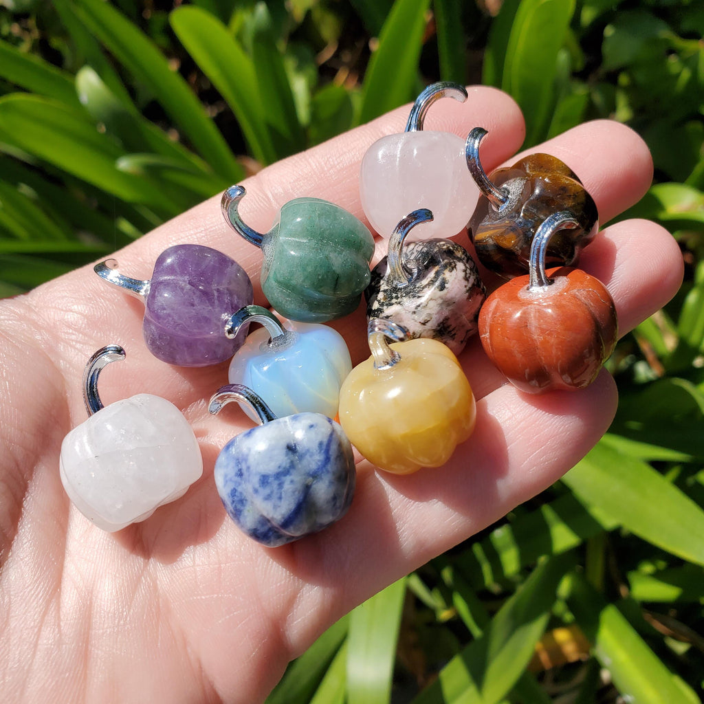 10pc Mini Pumpkin Halloween Set - Yellow Jade, Amethyst, Rose Quartz, Opalite, Jasper, etc - Cute Little Pumpkin Decoration for Halloween