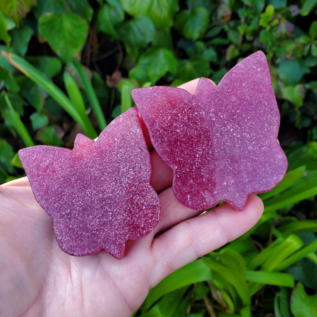 Flashy Strawberry Quartz Butterfly - Love, Gratitude, Generosity - Quartz Butterfly Carved Stone Healing Crystals Tanzberry Carving