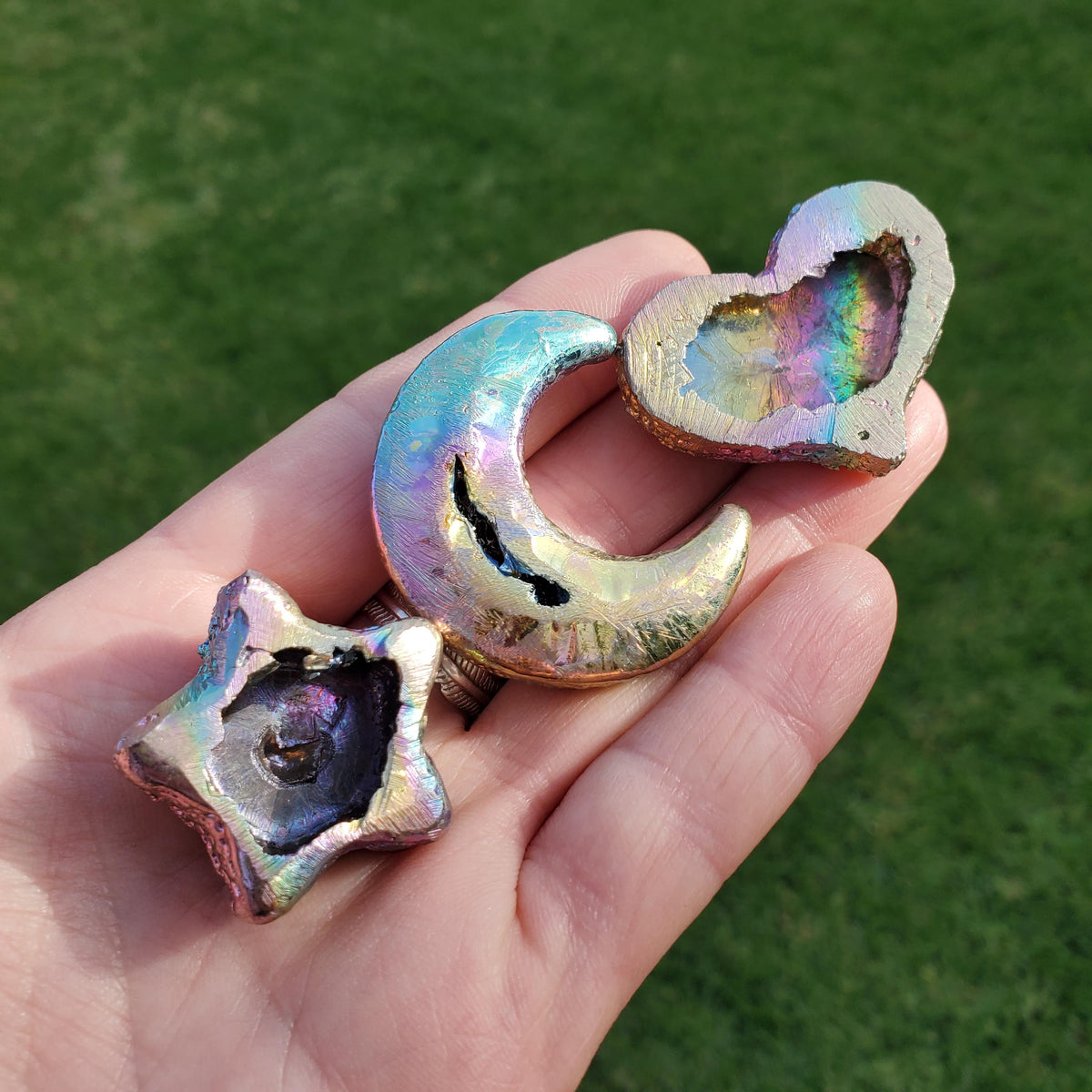 Bismuth Heart, Moon & Star Trio - Togetherness, Helps Bond Relationships, Strengthens Visualizations - Metal Carved Healing Gemstone