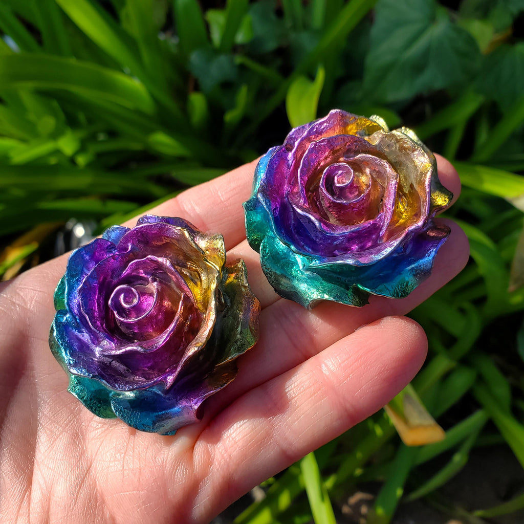 Bismuth Flower - Togetherness, Helps Bond Relationships, Strengthens Visualizations - Carved Flower Healing Gemstone