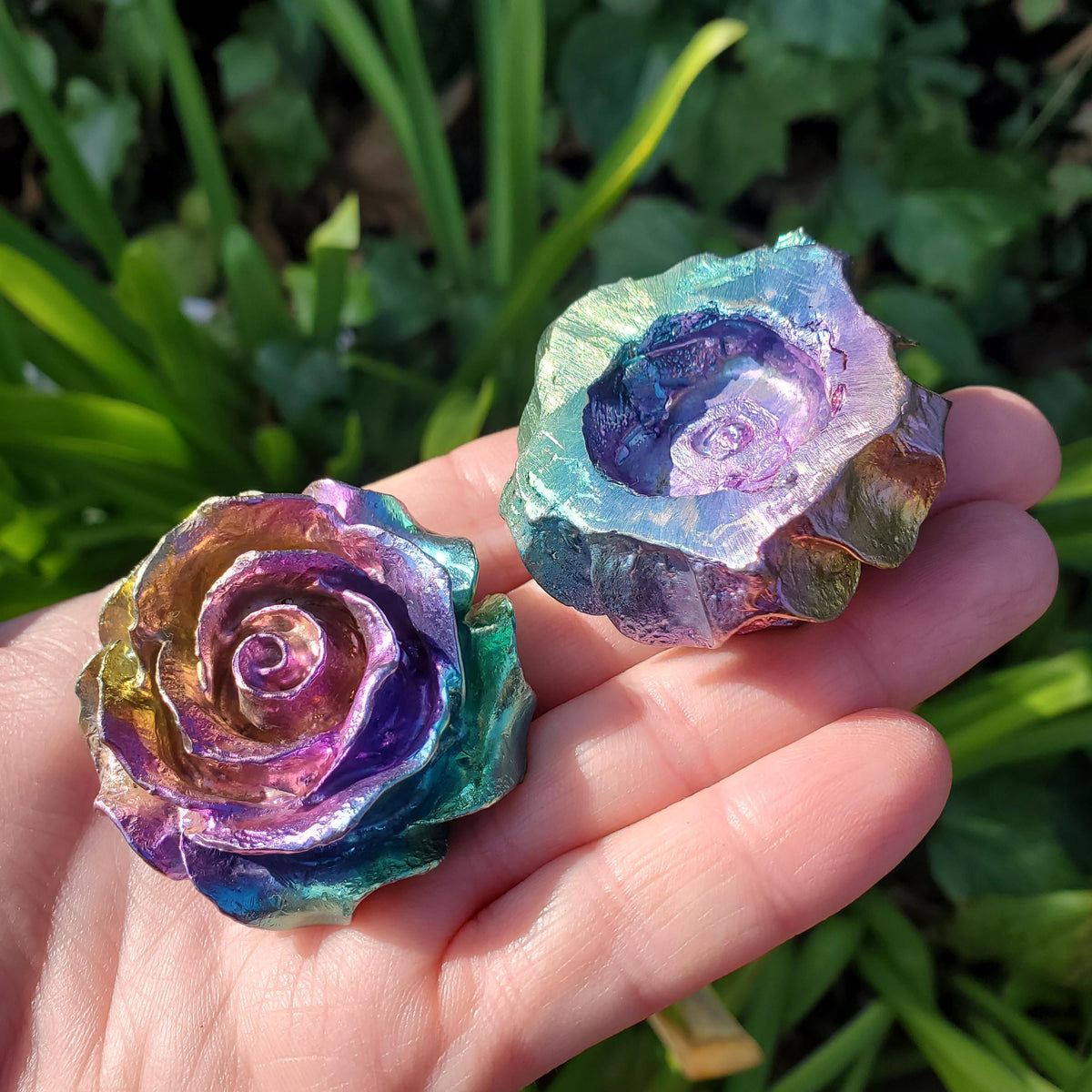 Bismuth Flower - Togetherness, Helps Bond Relationships, Strengthens Visualizations - Carved Flower Healing Gemstone