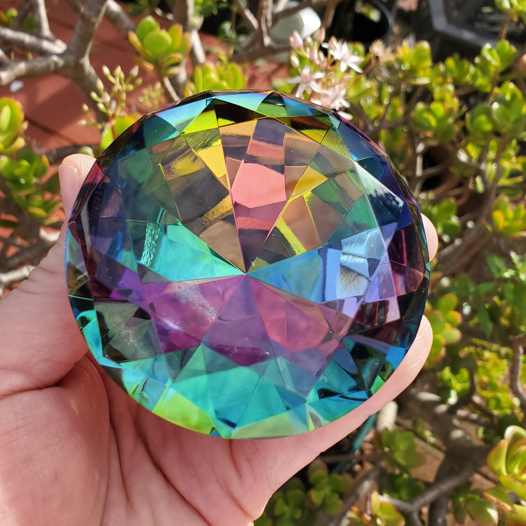 Aura Glass Faceted Diamond - Beautiful Light Reflecting Diamond - Paper Weight, Vanity, Desk, Office, Home Decor, Rainbow Diamond Suncatcher