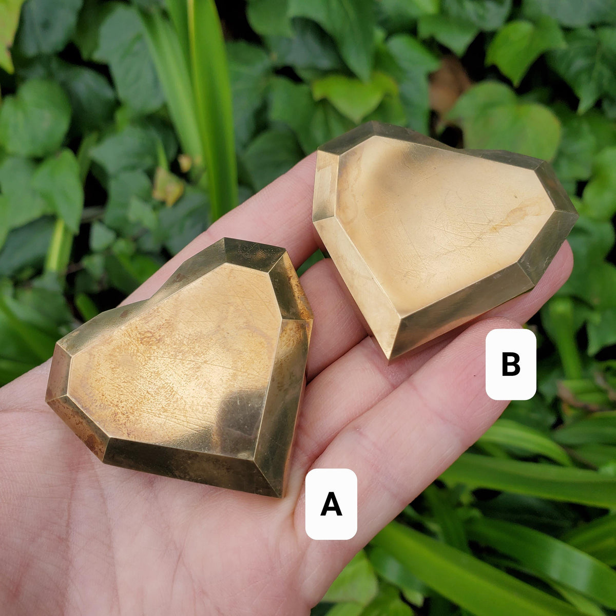Faceted Brass Heart (made of Copper & Zinc) - Purify, Blocks Negativity, Wealth, Emotional Healing - Gold Heart Healing Gemstone Love Stone