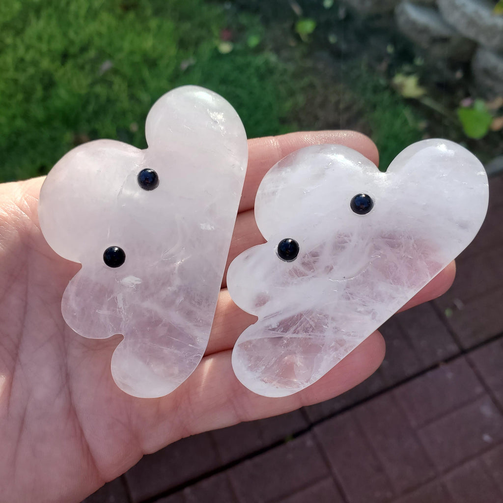 Happy Quartz Cloud - Counteracts the Negative, Magnifies Positive Energy, Cleanses the Aura - Clear Cute Cloud Crystal Healing Gemstone