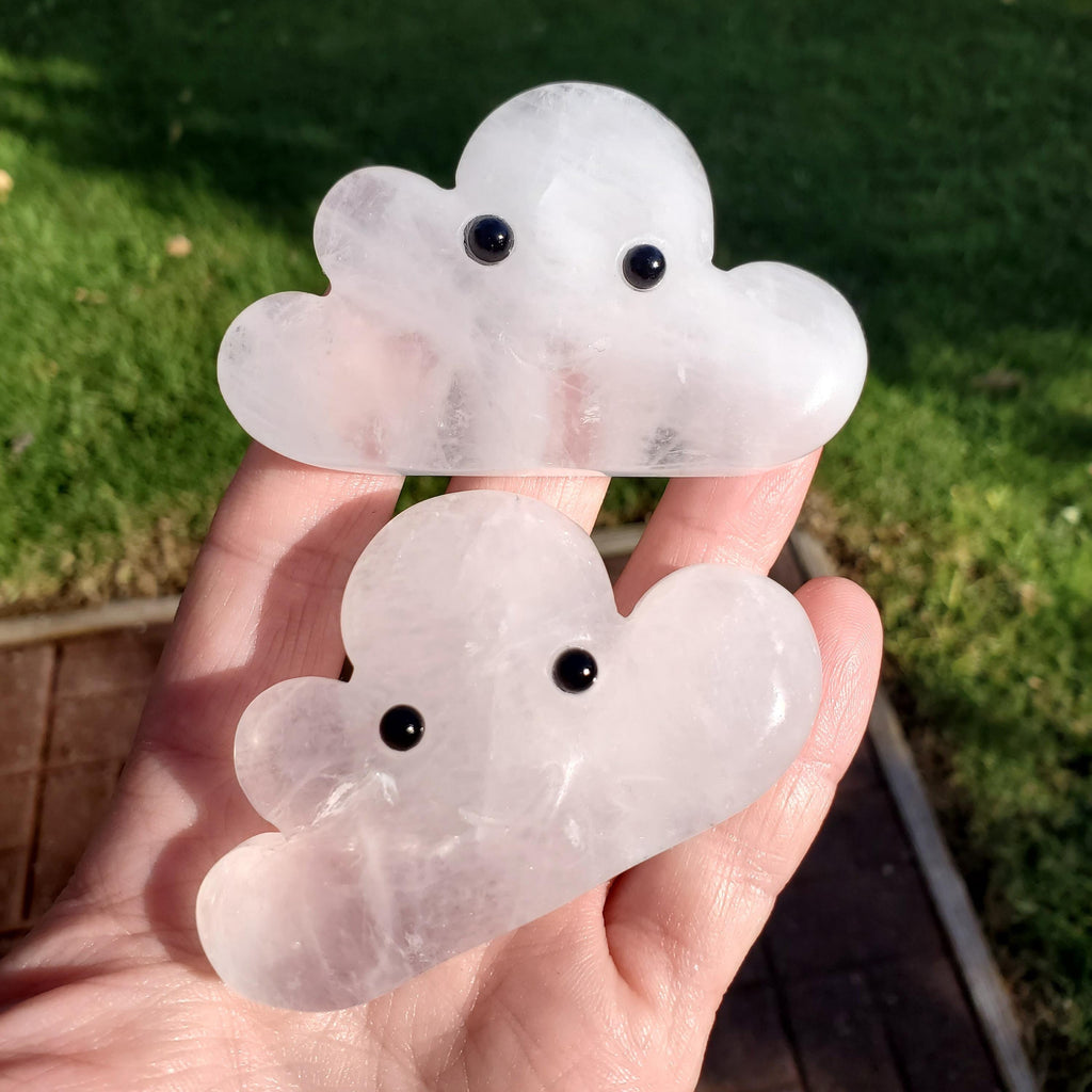 Happy Quartz Cloud - Counteracts the Negative, Magnifies Positive Energy, Cleanses the Aura - Clear Cute Cloud Crystal Healing Gemstone