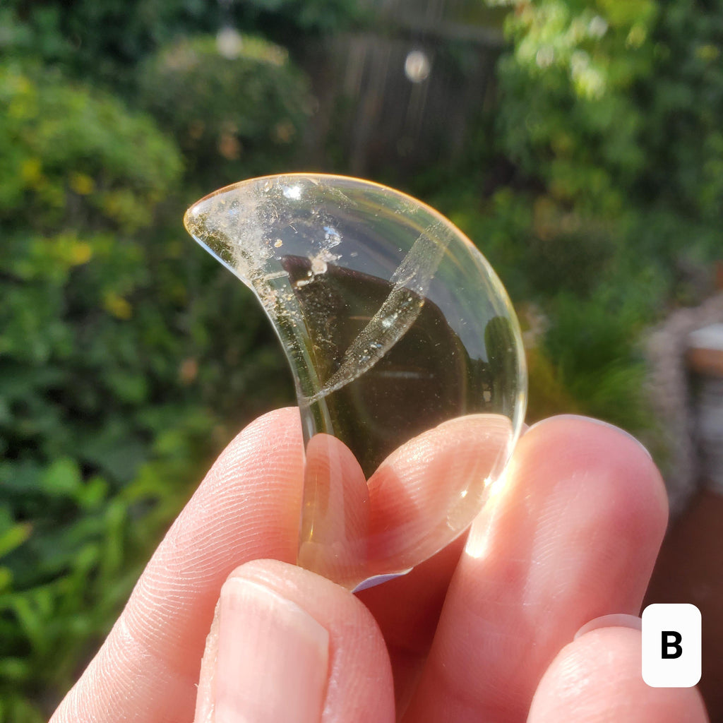 Small Citrine Moon - Abundance, Energizing, Creativity, New Beginnings - Citrine Golden Quartz Crystal Moon Healing Gemstone