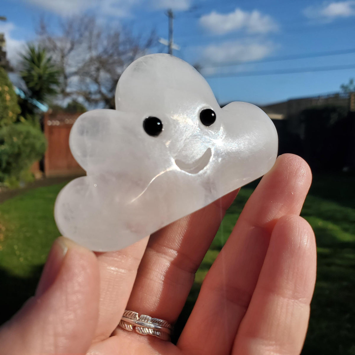 Happy Quartz Cloud - Counteracts the Negative, Magnifies Positive Energy, Cleanses the Aura - Clear Cute Cloud Crystal Healing Gemstone