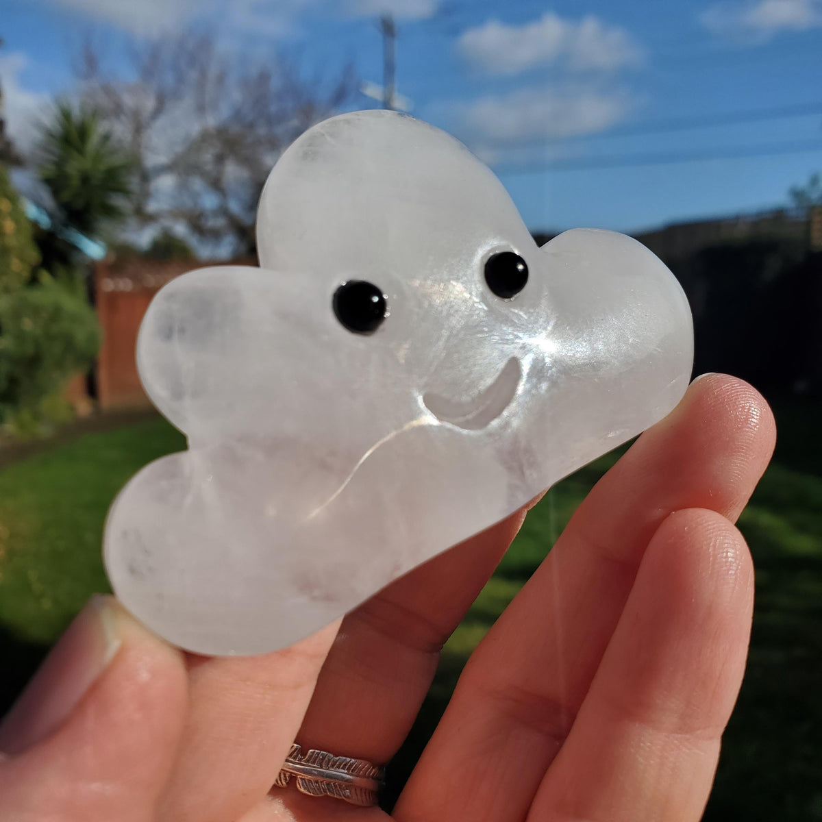 Happy Quartz Cloud - Counteracts the Negative, Magnifies Positive Energy, Cleanses the Aura - Clear Cute Cloud Crystal Healing Gemstone