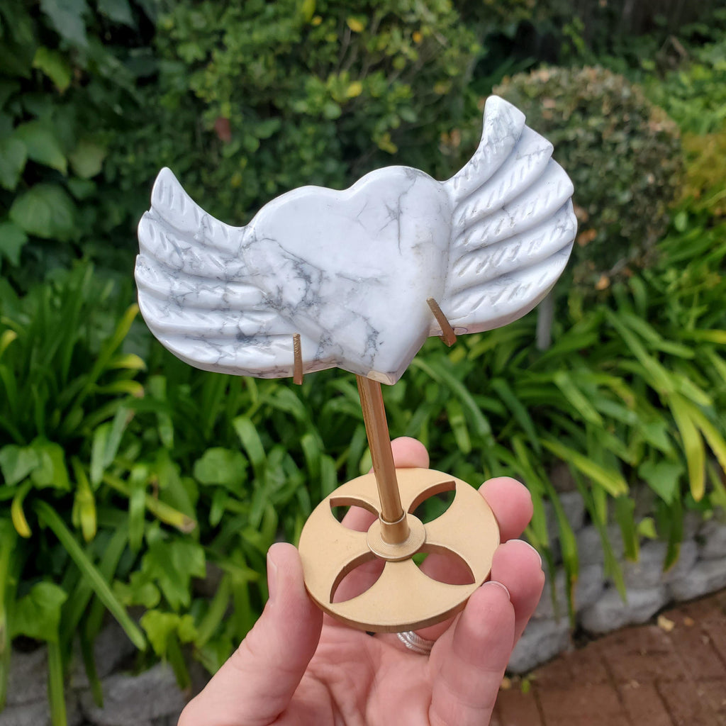 Howlite Heart Wings on Stand - Calm, Confidence, Emotional Healing - Cute Crystal Heart with Wings Carving Healing Crystals Gemstones