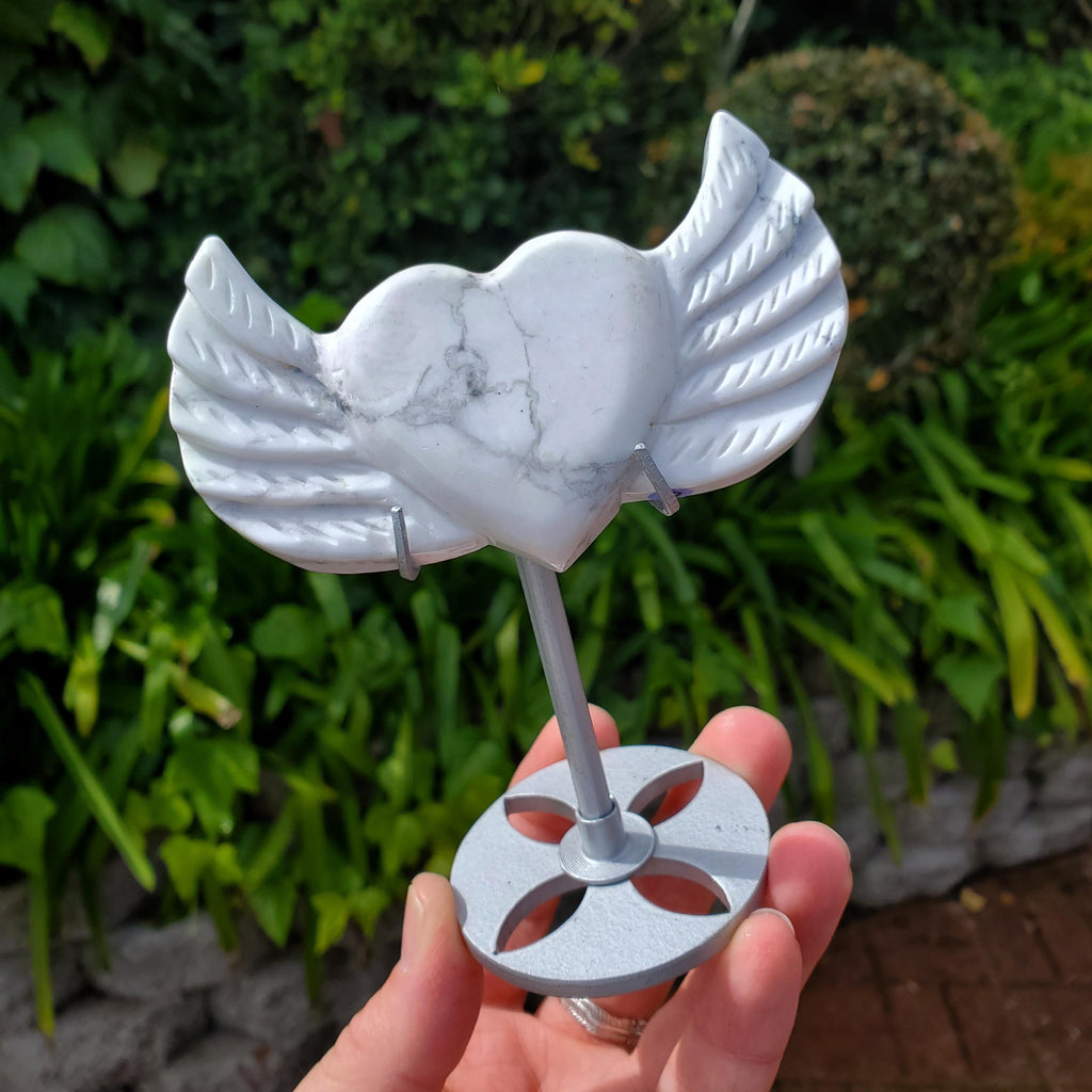 Howlite Heart Wings on Stand - Calm, Confidence, Emotional Healing - Cute Crystal Heart with Wings Carving Healing Crystals Gemstones