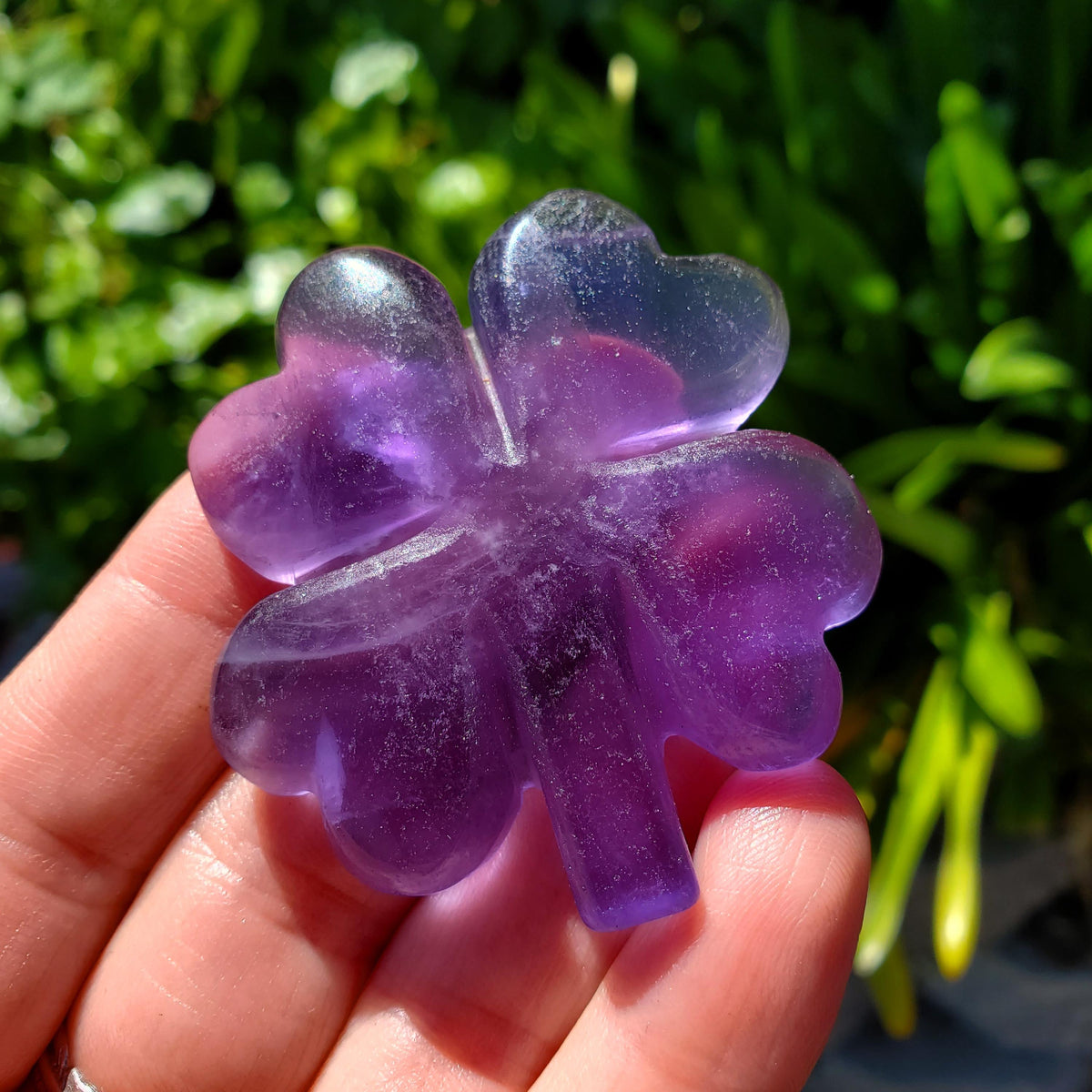 Cute Purple Fluorite Clover - The Dream Crystal, Mental Concentration, Clears Negativity - Crystal Clover Carving Healing Lucky Stone