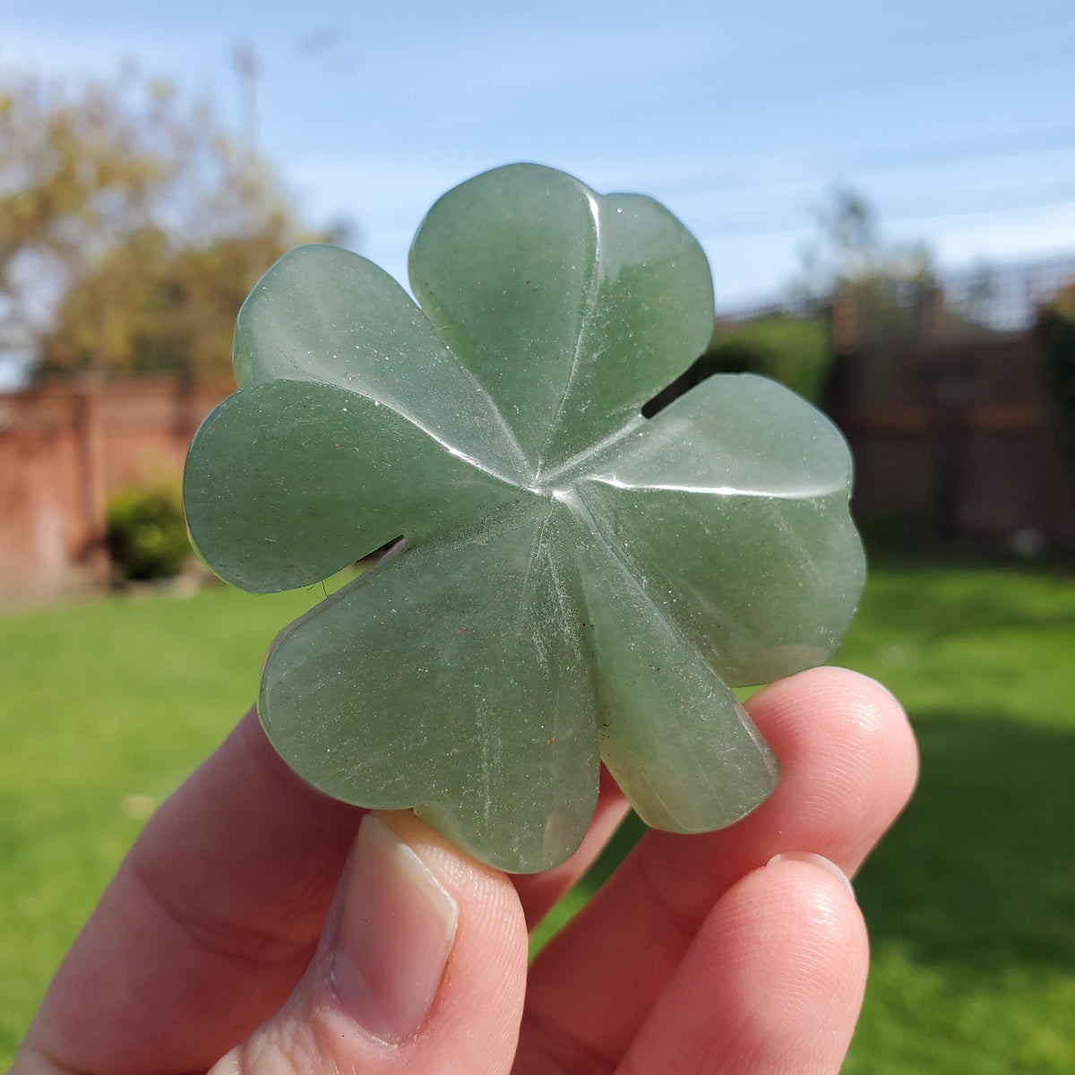 Cute Green Aventurine Clover - Manifestation, Prosperity, Wealth - Green Crystal Clover Carving Healing Gemstones Lucky Stone Decor