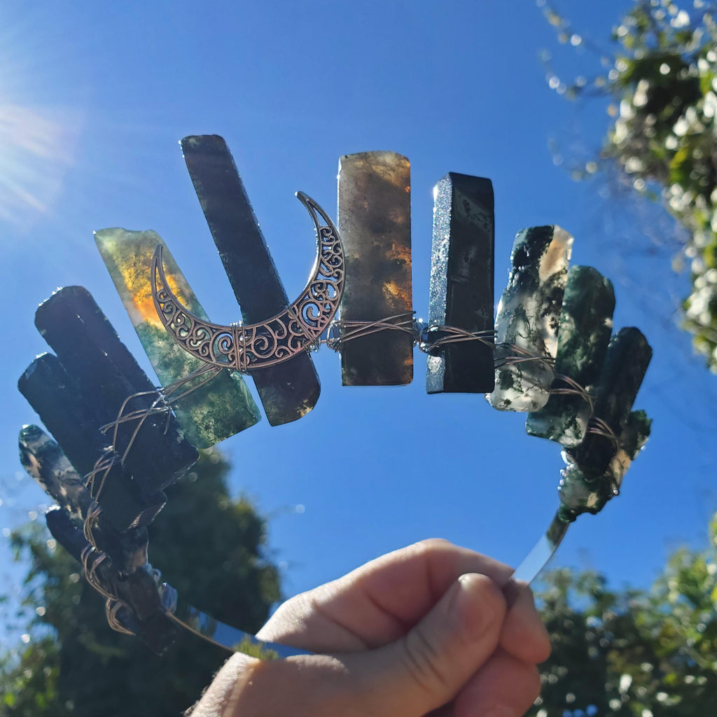 Moss Agate Crown with Moon Phase - Grounding, Reflection, New Beginnings - Green Goddess Crystal Moon Healing Crystal Gemstone Headpiece