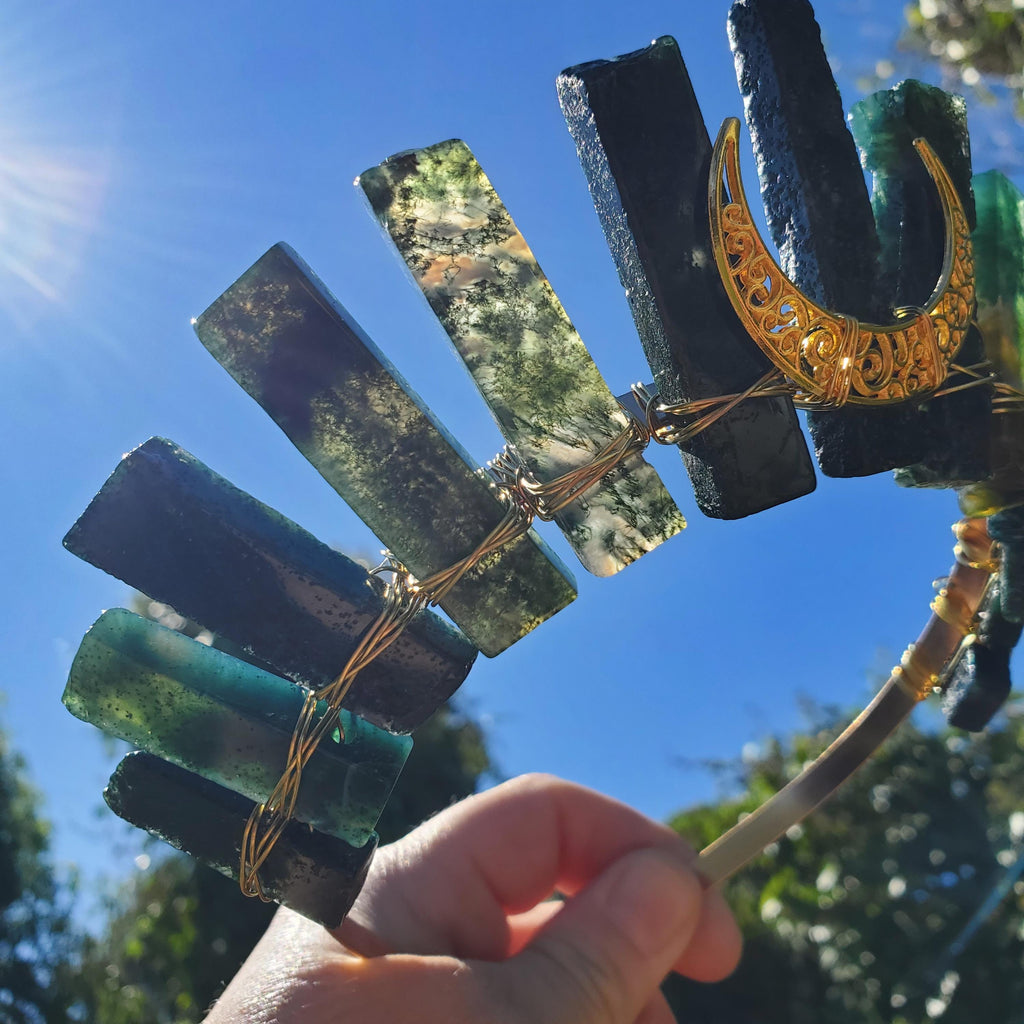 Moss Agate Crown with Moon Phase - Grounding, Reflection, New Beginnings - Green Goddess Crystal Moon Healing Crystal Gemstone Headpiece