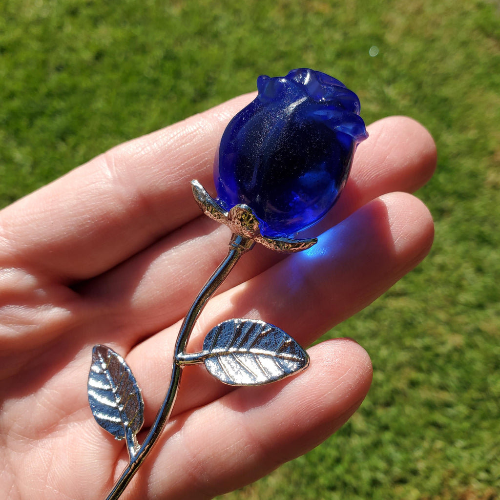 Small Blue Glass Rose on Stem - Confidence, Intuition, Rebirth, Guides Us To Our Purpose - Flower Bud Carving Statement Stone Garden Stake