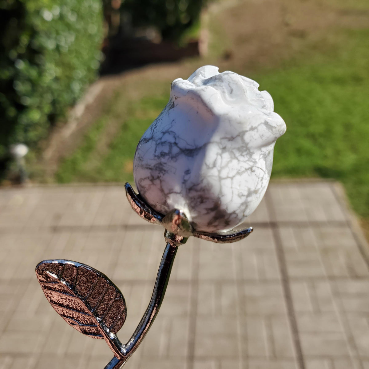 Small Howlite Flower on Metal Stem - Calm, Confidence, Emotional Healing, Grounding - Howlite Crystal Flower Healing Gemstone