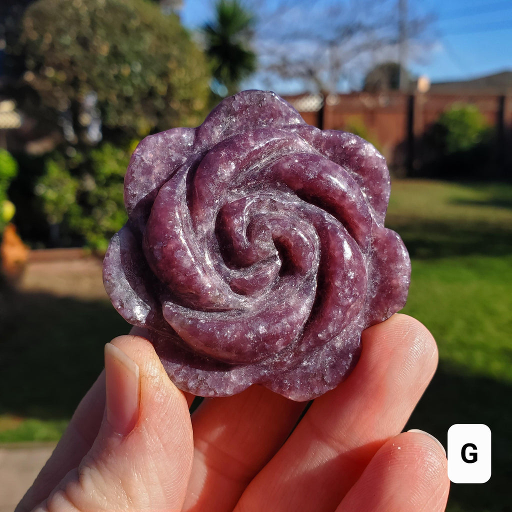 Small Lepidolite Flower - Helps You Through Change, Anti-Anxiety, Calming, Relaxing - Purple Flower Carving Lepidolite Healing Stone