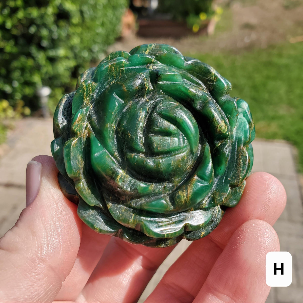Chunky Emerald Flower Carving - Heals Heart Chakra, Compassion, Acceptance, Wisdom, Confidence - Green Crystal Rose Healing Gemstone