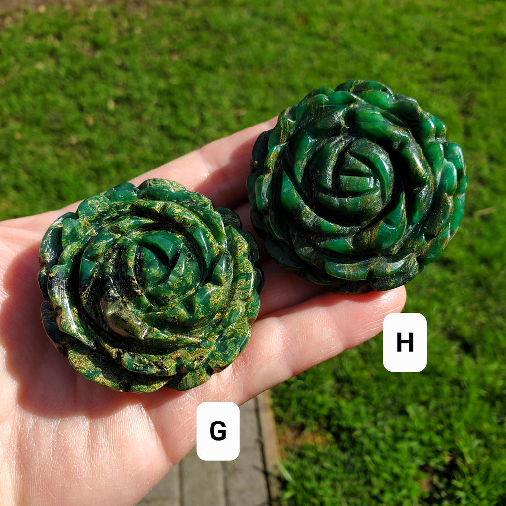 Chunky Emerald Flower Carving - Heals Heart Chakra, Compassion, Acceptance, Wisdom, Confidence - Green Crystal Rose Healing Gemstone